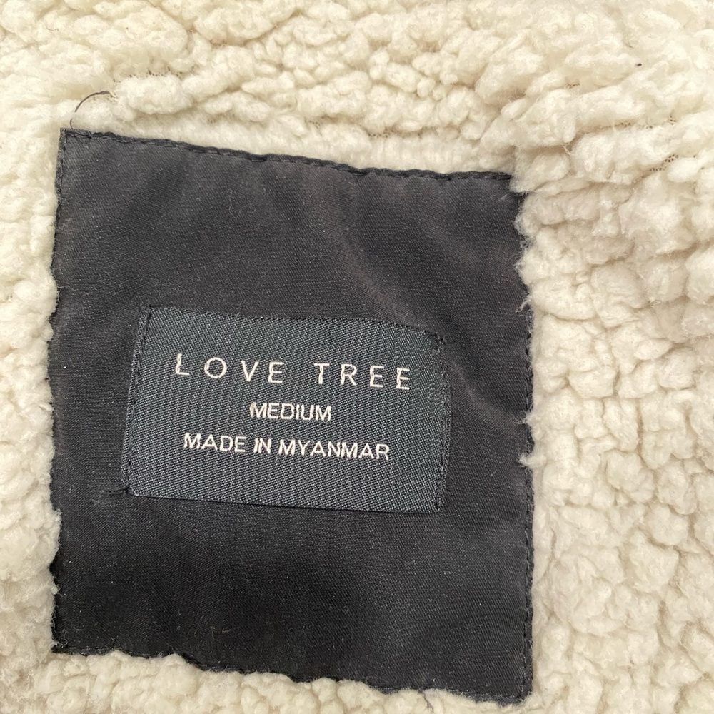 FINAL PRICE 💚NWOT Love Tree Women’s Black Sherpa Hooded Jacket Size S - Picture 3 of 4